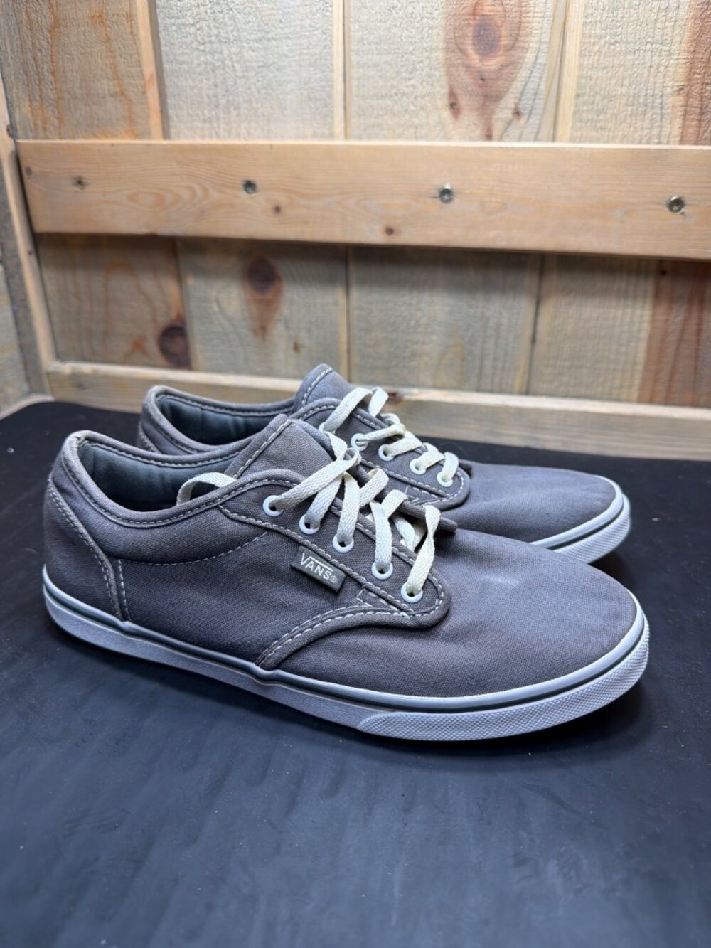 Vans Atwood Low Grey Canvas Sneakers Women's Size 7 US 4.5 UK 37 EUR